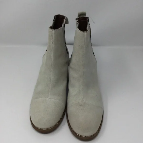 TOMS Esme Chelsea Boot - Picture 2 of 8